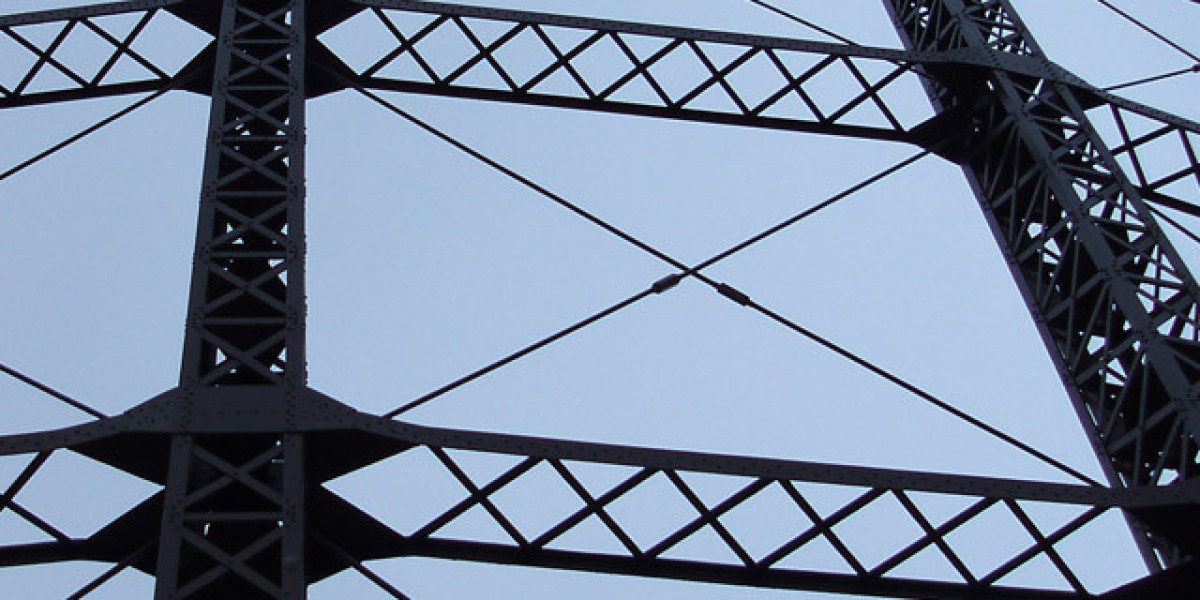 Play on the official site