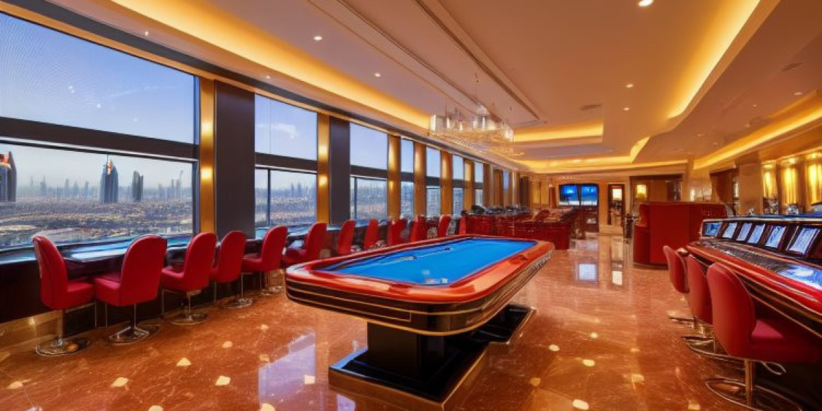 Live Dealer Action at QueenWin Casino Online